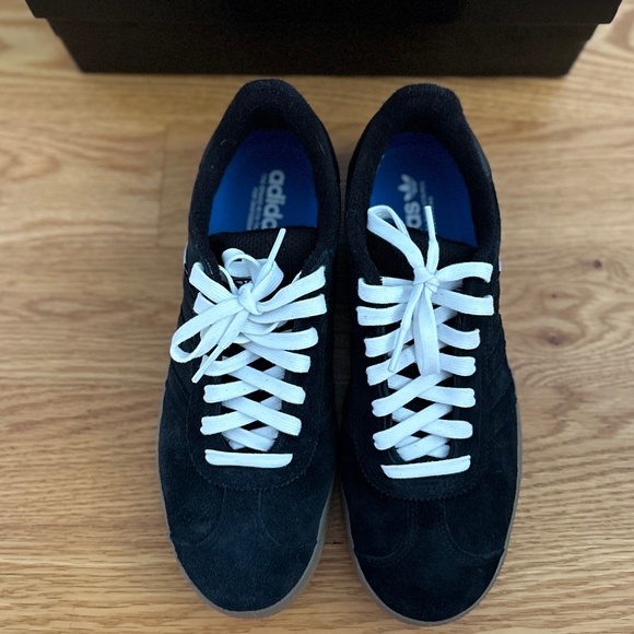 adidas Originals NIB Gazelle Adv Black Suede Sneakers (7) - Picture 8 of 15